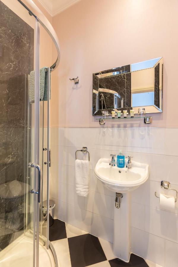 The Black Swan Inn Pickering Esterno foto